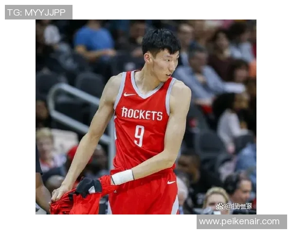 姚明私下聚餐揭秘:与好友畅谈篮球与人生的温馨时刻 姚明私下聚餐揭秘:与好友畅谈篮球与人生的温馨时刻